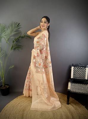 beige Silk blend floral motifs coppery tone banarasi saree 2