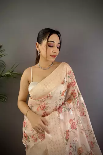 beige Silk blend floral motifs coppery tone banarasi saree