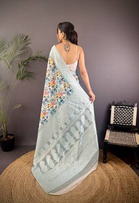 grey Silk blend floral motifs coppery tone banarasi saree 4
