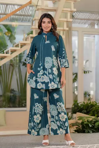 Blue printed blended cotton jayti hibis co-ord sets