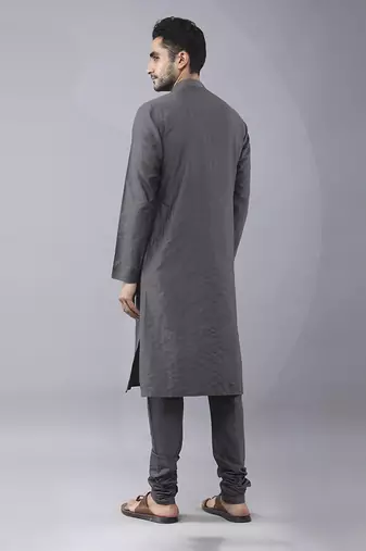 Grey solid silk bandhgala paired with pant & jacket