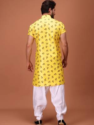 Yellow Cotton Printed Short Sleeve Only Kurta For Mens 2