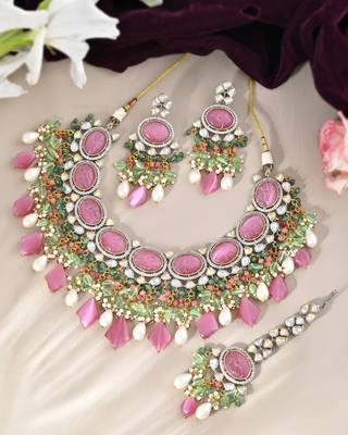 Regal pink carved stone & kundan bridal necklace set 1