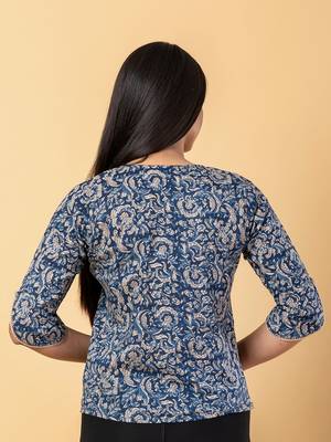 Blue and beige cotton regular top 3