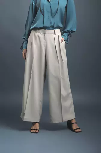 Grey loose pants