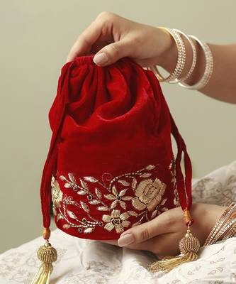 Red suede zardozi embroidered potli 1