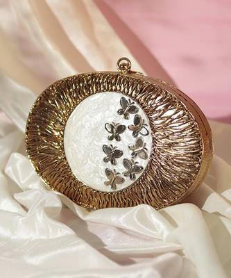 Gold hand crafted clutch with detachable chain 1