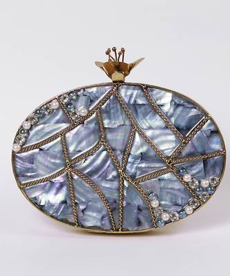 Mother of pearl gold embellished clutch 4
