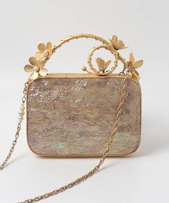 Gold clutch with removeable chain 3