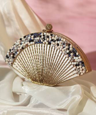 Gold handcrafted clutch with detachable chain 1