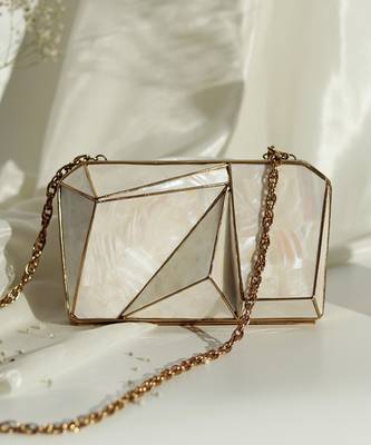 Gold handcrafted clutch with removeable chain 1