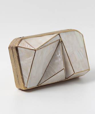 Gold handcrafted clutch with removeable chain 4