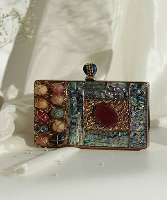 Gold beaded clutch with detachable chain 1