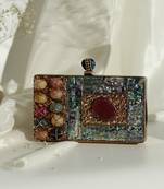 Gold beaded clutch with detachable chain