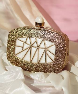 Hand crafted gold clutch with detachable chain 1