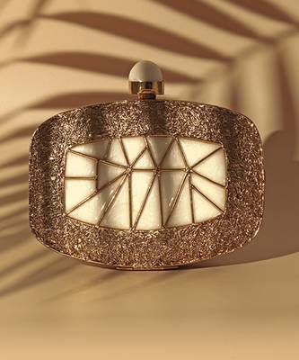 Hand crafted gold clutch with detachable chain 2