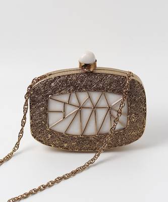 Hand crafted gold clutch with detachable chain 5