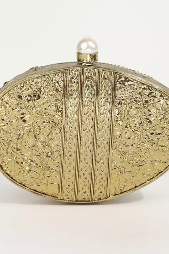 Gold clutch with removeable chain strap