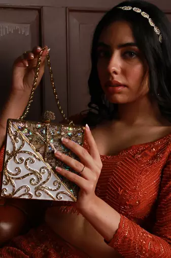 Gold brass clutch with removeable chain