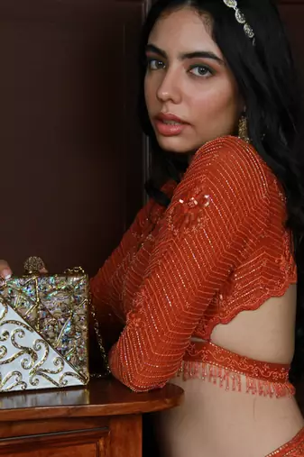 Gold brass clutch with removeable chain