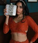 Gold pearl clutch with detachable chain strap