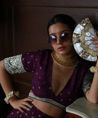 Embellished golden brass clutch 3