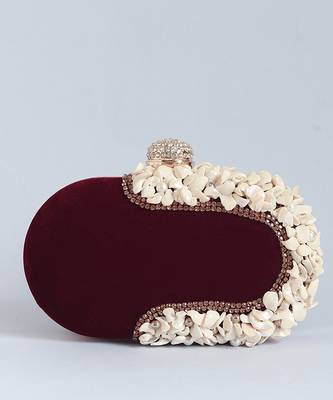 Velvet red sea shells hand embroidered clutch 2
