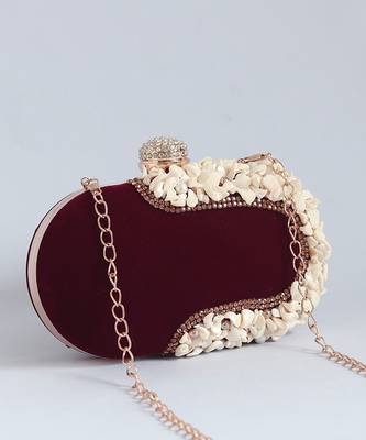 Velvet red sea shells hand embroidered clutch 3