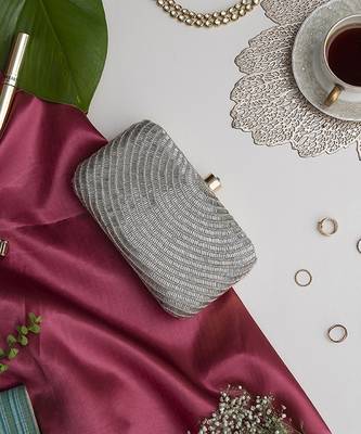 Silver silk hand embroidered party clutch 3