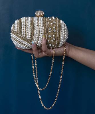 Hand embroidered gold silk clutch 1