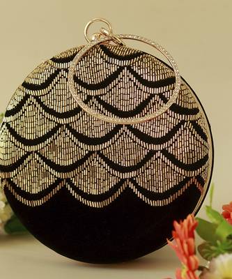 Gold silk clutch with hand embroidered details 2
