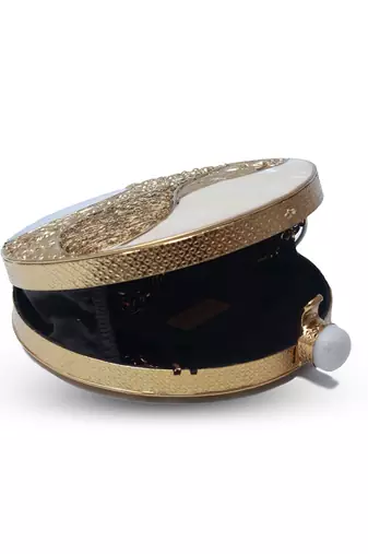 Gold clutch with detachable chain