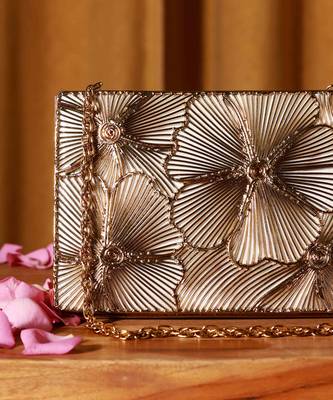 Gold clutch with removable chain 1
