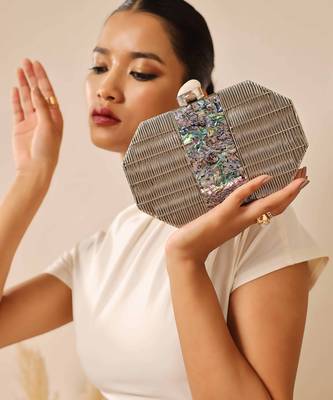 Silver clutch with detachable chain 1
