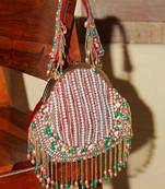 Red clutch with detachable chain