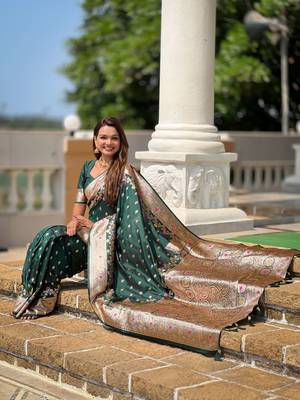 Green faux banarasi silk blend meenakari woven saree 5