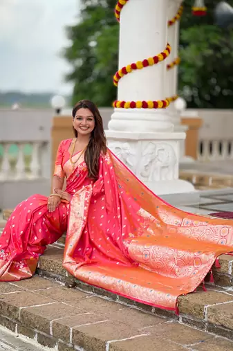 Gajri faux banarasi silk blend meenakari woven saree