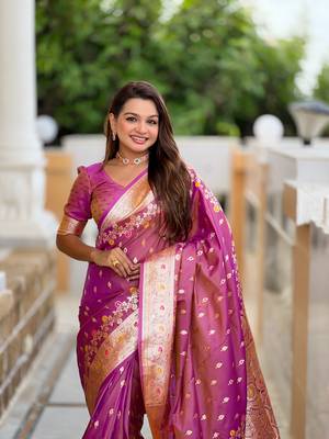 Onion faux banarasi silk blend meenakari woven saree 3