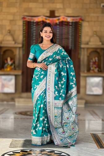 Rama banarasi silk blend jacquard woven saree