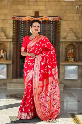 Red banarasi silk blend jacquard woven saree