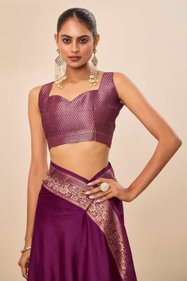Wine dola silk blend woven saree 5