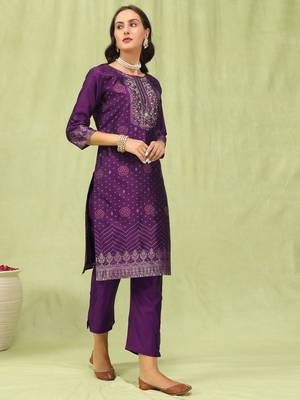 Purple embroidered cotton silk jacquard salwar suit 4