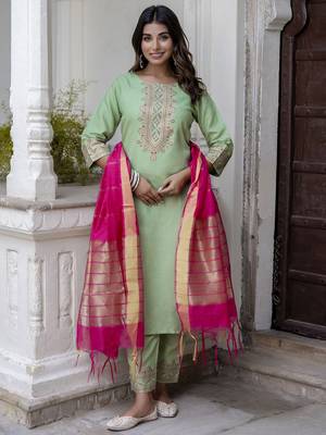 Pista embroidered cotton blend salwar suit 2