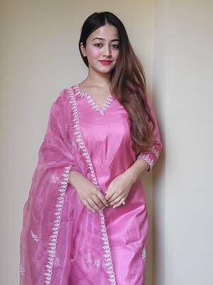 Pink embroidered silk blend salwar suit 3