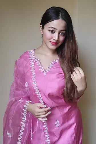 Pink embroidered silk blend salwar suit