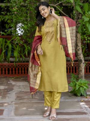 Mehendi embroidered cotton blend salwar suit 3