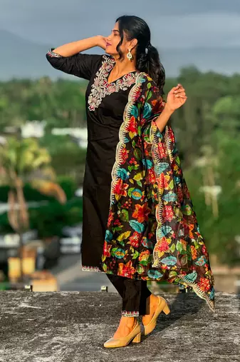 Black embroidered silk blend salwar suit