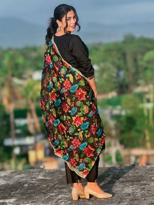 Black embroidered silk blend salwar suit 3