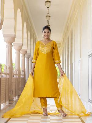 Yellow embroidered silk blend salwar suit 3