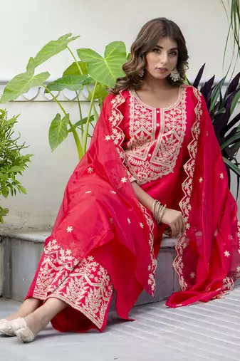 Pink embroidered silk blend salwar suit